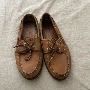 Sperry’s boat shoes